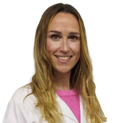 María Puche.auxiliar administrativa